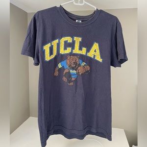 UCLA t-shirt medium